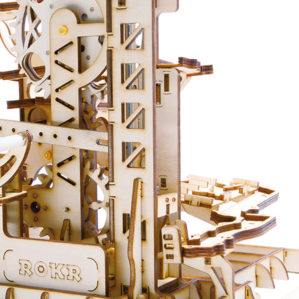 Wooden 3D puzzle machine